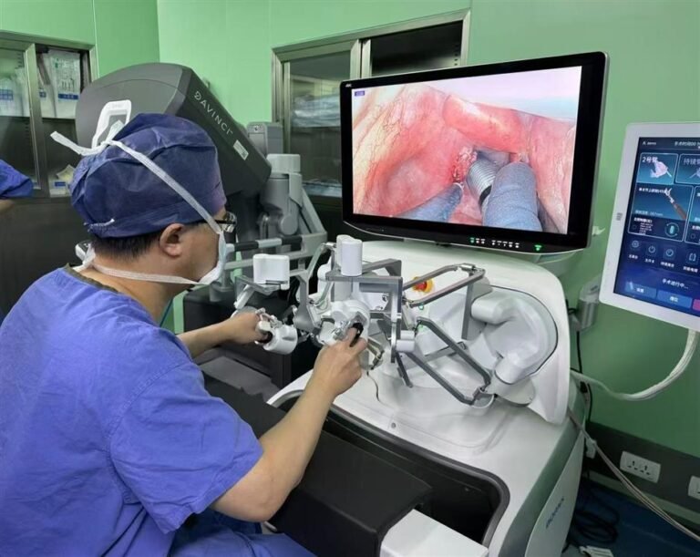 Robotic Surgery: Fudan University’s Revolutionary Transoral Technique